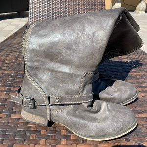 Brown/Grey Calf-high Boots